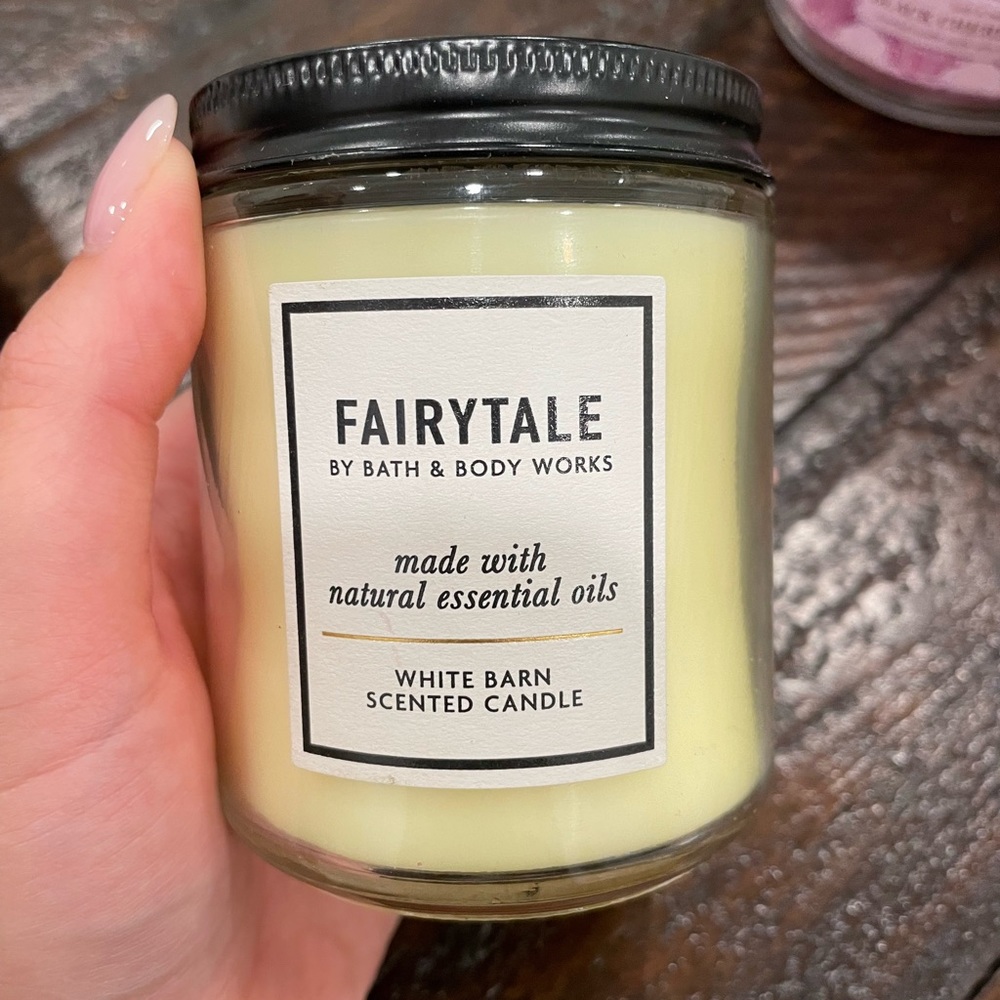 NEW bath and body works Fairytale candle single wick